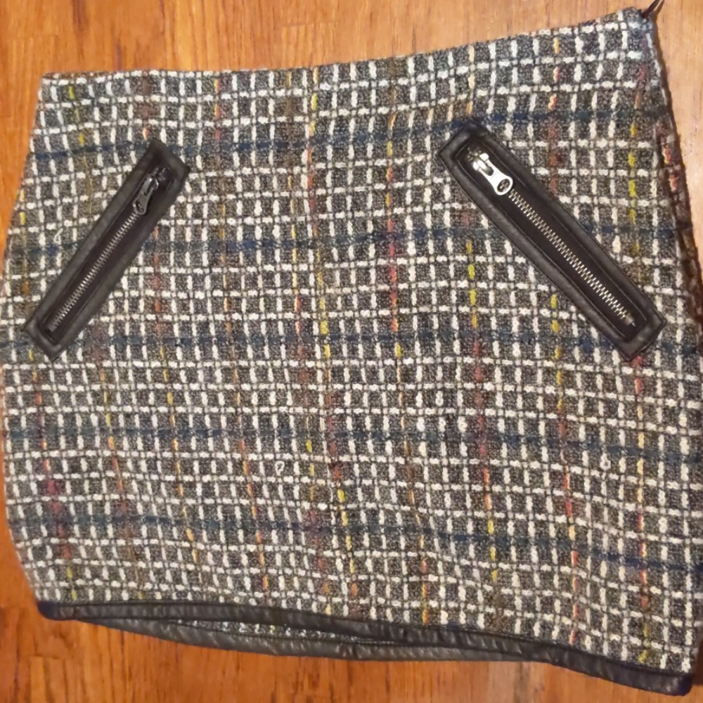 Knit Plaid Mini Skirt Size 4